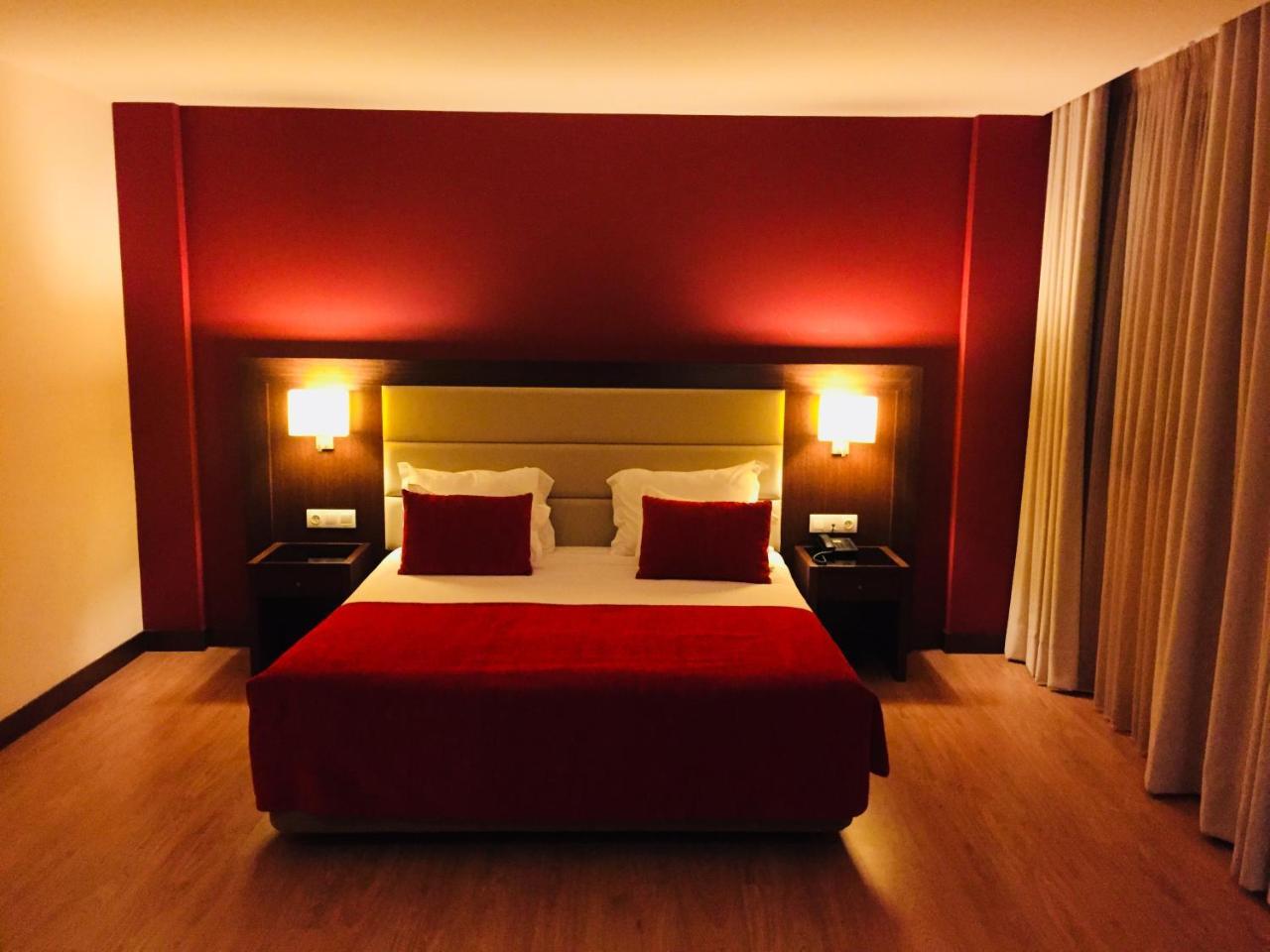 Palace Hotel E Spa Monte Rio テルマス・デ・サン・ペードロ・ド・スル エクステリア 写真